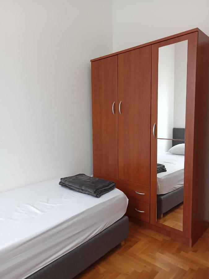 Apartman Mara Ловран Екстериор снимка